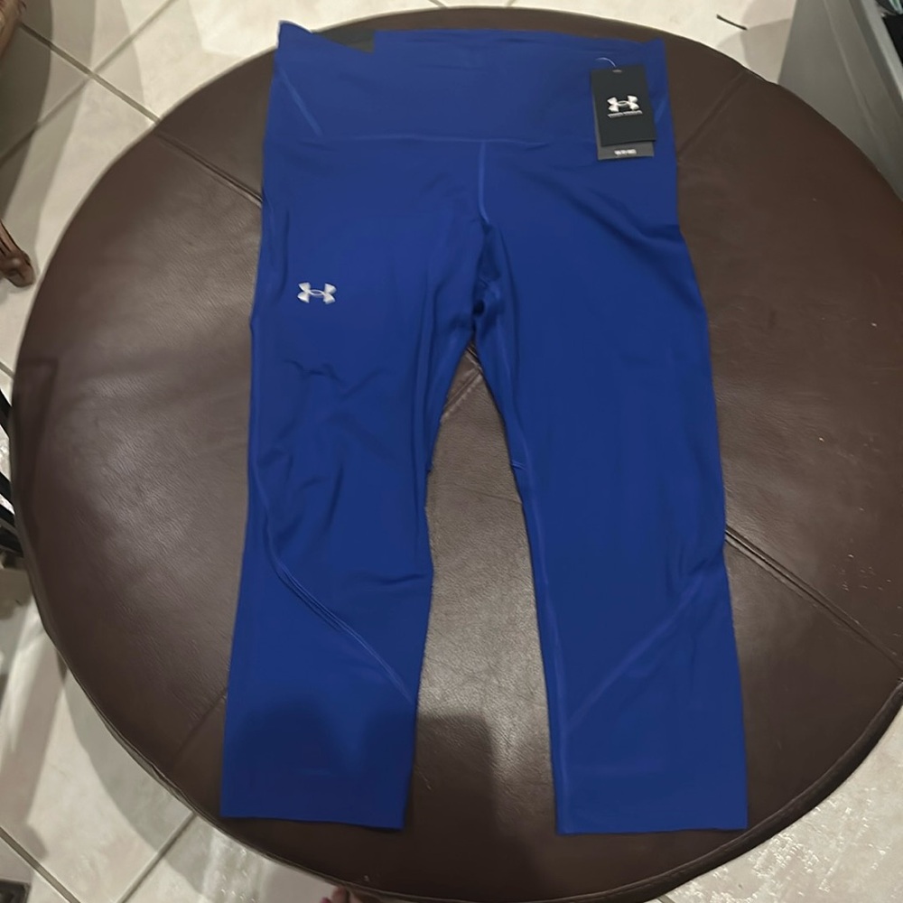 NWT UnderAmour Women’s Performance Leggings Workout Running/Yoga/Walking S